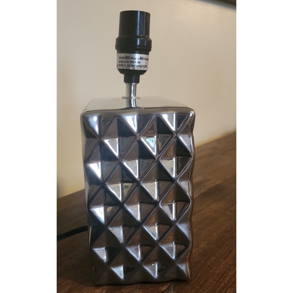 Geometric Lamp - Picture 4 of 9